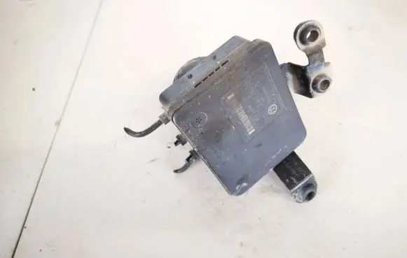 Skoda Octavia Mk1 (1U) ABS Pump 1c0907379k 10.0960-0316.3