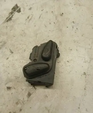 Mercedes-Benz C W203 Seat control switch 2108213751 03463310