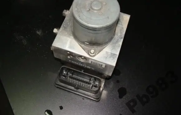 Volkswagen Tiguan ABS Pump 5N0614517L