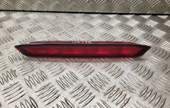 Toyota Corolla Verso E121 Third/center stoplight P1844