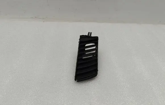 Dash center air vent grill