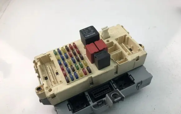 Fiat Punto (188) Fuse box set