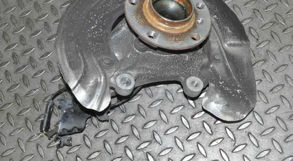 BMW 2 F22 F23 Front wheel hub