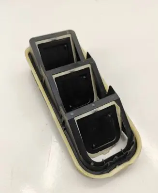 Peugeot 5008 II Quarter panel pressure vent 9678565780
