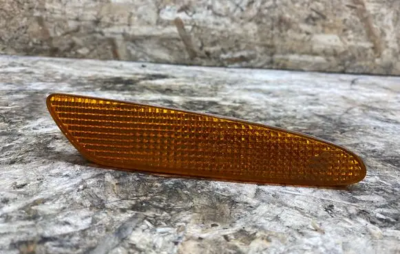 Mercedes-Benz SL R230 Front bumper turn signal A2308200221