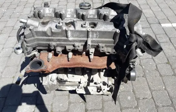 Toyota Avensis T250 Engine 2AD
