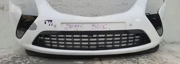 Opel Zafira C Front bumper