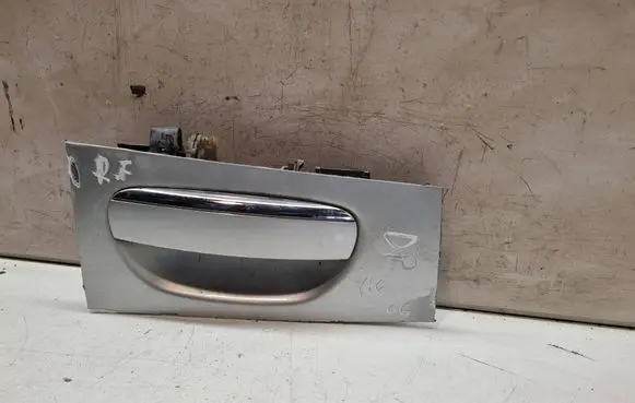 Audi A6 S6 C6 4F Front door exterior handle 4F0837886