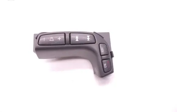 Volvo V70 Steering wheel buttons/switches 9141894 D126