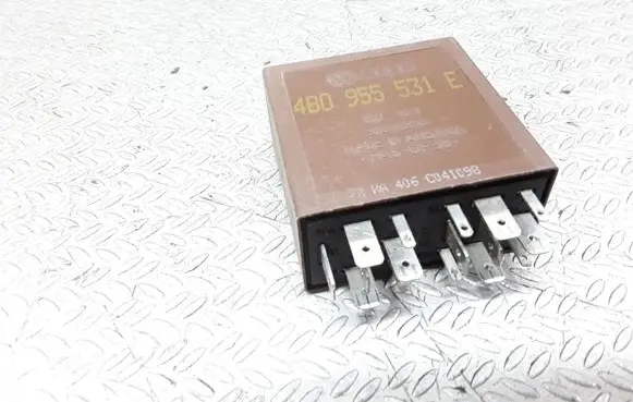 Audi A6 S6 C5 4B Window wiper relay 4B0955531E 603