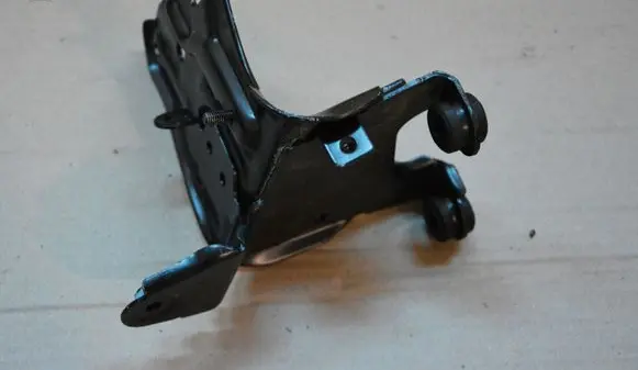 Volkswagen Caddy ABS pump bracket 1K1614235G