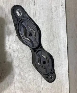 Ford Kuga III Muffler mount bracket/holder jx615D217AA