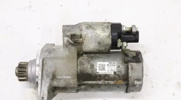 Audi A1 Starter motor 02E911024D