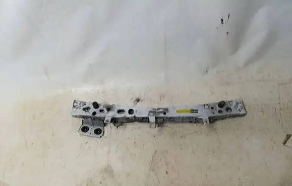 Nissan Note (E12) Radiator support slam panel