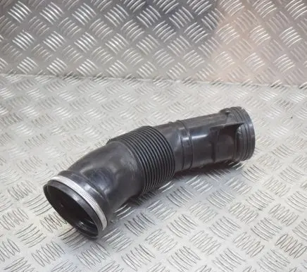 Maserati Quattroporte Air intake duct part 670004643