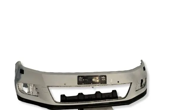 Volkswagen Tiguan Front bumper 5N0807221 5N0805903
