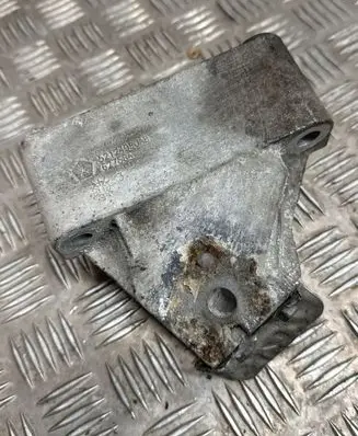 Jeep Grand Cherokee Engine mounting bracket 52124990AB 62758A