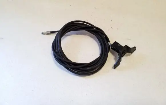 Mitsubishi Outlander Fuel cap flap release cable 