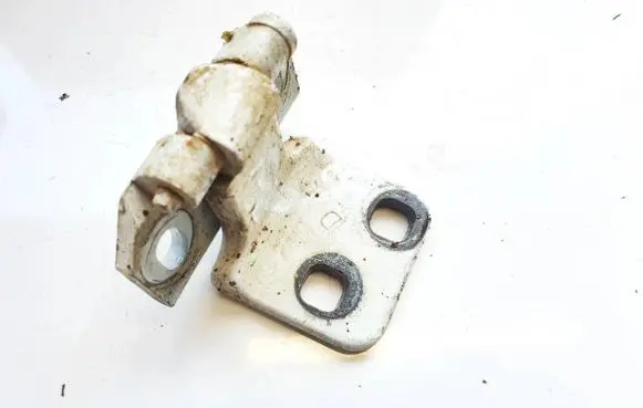 Renault Espace III Rear door lower hinge