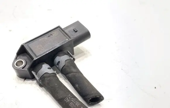 Jaguar F-Pace Exhaust gas pressure sensor GX735L200AA