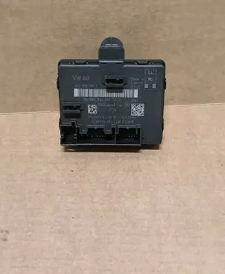 Audi Q3 F3 Door control unit/module 5Q0959595K 8W1959595D
