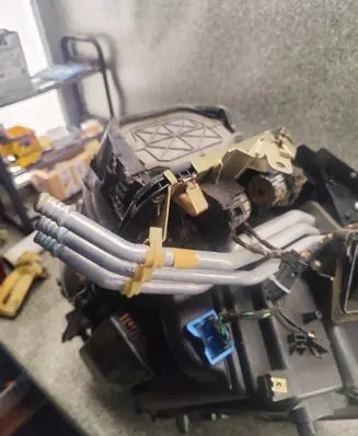 BMW 5 E34 Climate control unit 641183511639