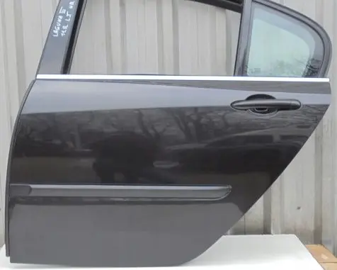 Renault Laguna III Front door 5382159