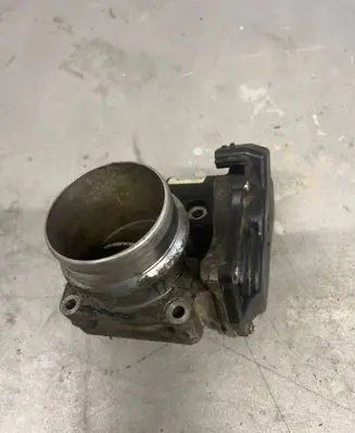 Renault Master III Throttle valve 161A01670R