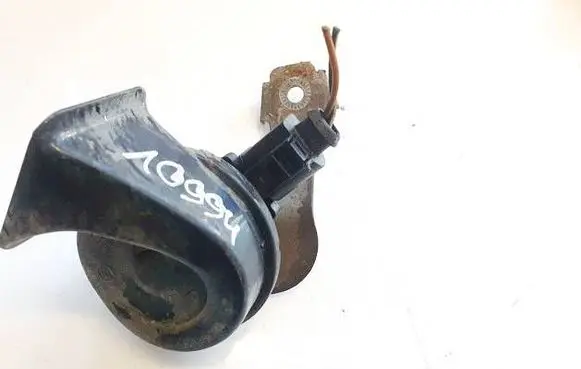 Volkswagen Jetta V Horn signal CH2143 703881157