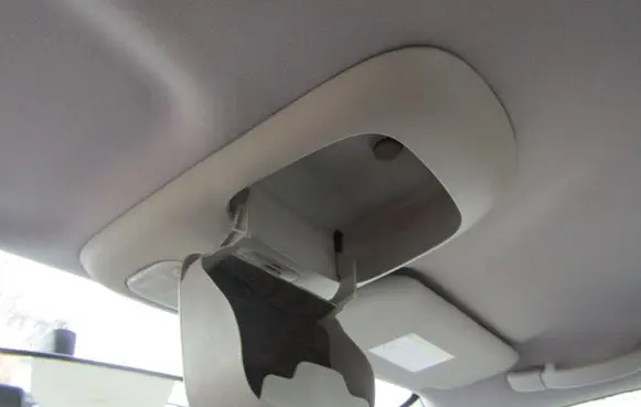 Peugeot 307 Sunglasses storage box 