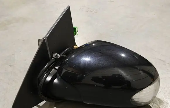 Volkswagen New Beetle Front door electric wing mirror 1Y1857537C