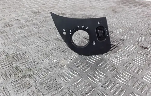 Mercedes-Benz A W168 Headlight level height control switch 1686890080