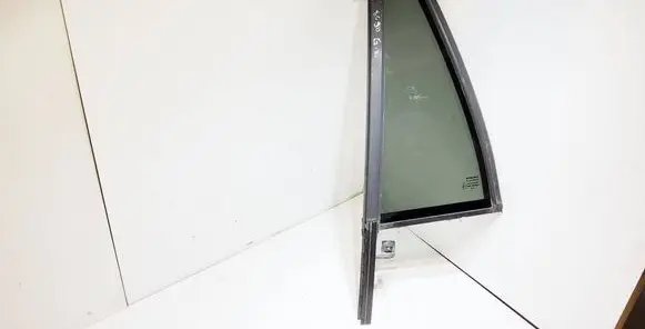 Volvo XC90 Rear vent window glass 08626917 08626917LH 43R001604