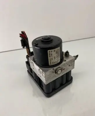 Volvo V50 ABS Pump 30794728 4N512C405GB 30794730AA