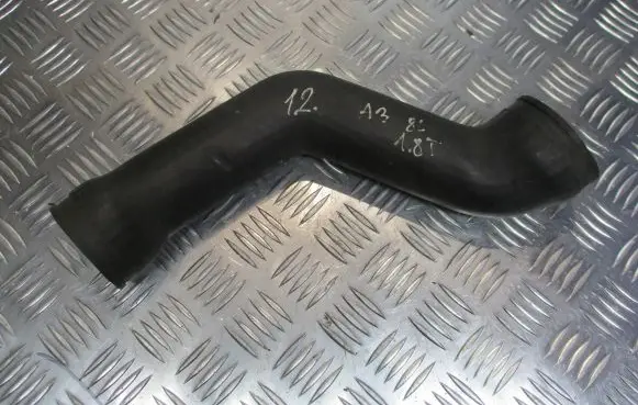 Audi A3 S3 8L Intercooler air channel guide 