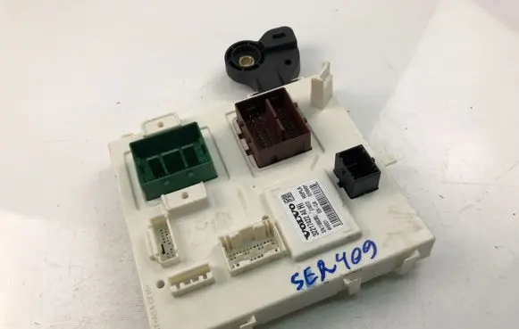 Volvo V60 Fuse box set 32217422AE