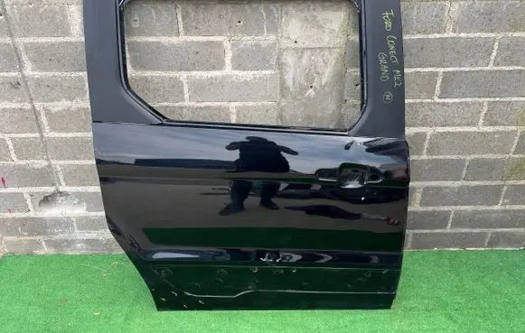 Ford Grand C-MAX Rear door