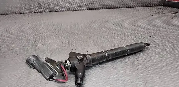Toyota Corolla Verso AR10 Fuel injector