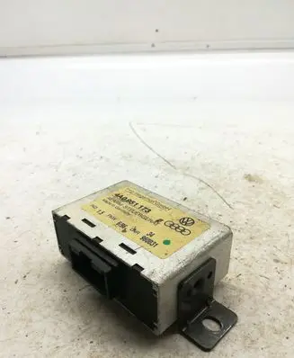 Audi A4 S4 B6 8E 8H Alarm control unit/module 4A0951173