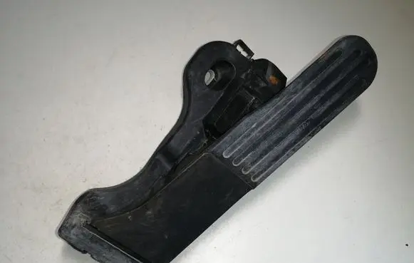Audi A3 S3 8P Accelerator throttle pedal 1K1721503T