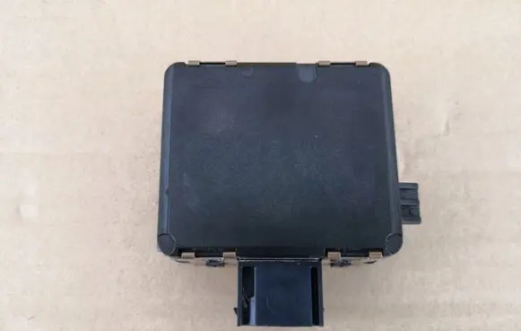 Audi Q3 F3 Distronic sensor radar 83A907566K