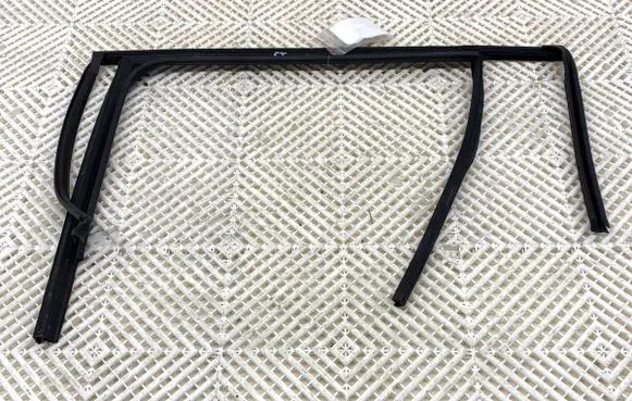 Skoda Octavia Mk4 Rubber seal front door (on door) 5E7839431N
