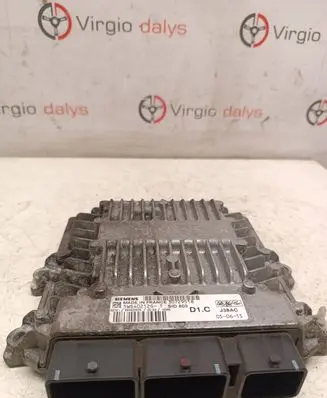 Volvo V50 Engine control unit/module 30729518 5WS40212AT