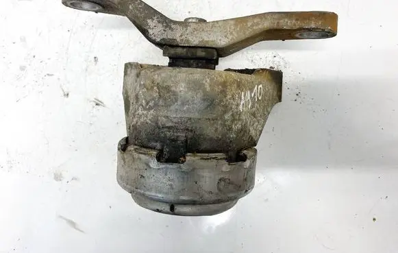 Ford Mondeo MK IV Engine mount bracket hl8021m05