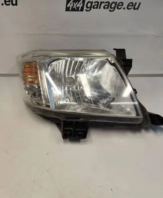 Toyota Hilux (AN10, AN20, AN30) Headlight/headlamp