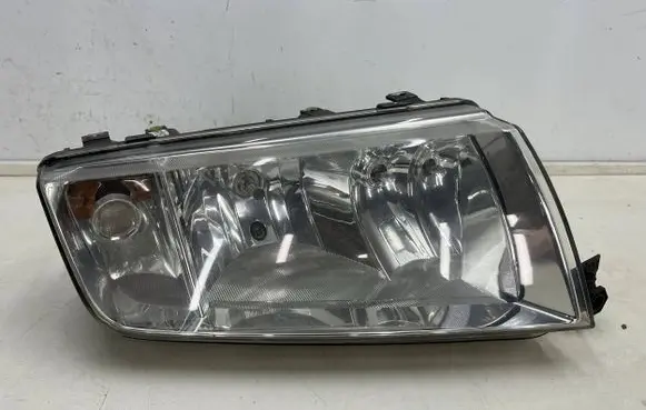 Skoda Fabia Mk1 (6Y) Headlight/headlamp