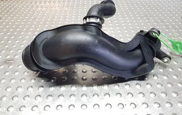 Ford Kuga II Air intake hose/pipe S26370533 DS739F805HD