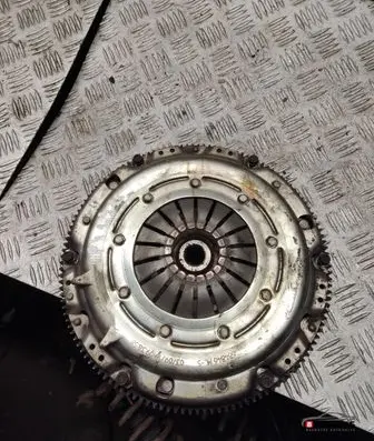 Volkswagen PASSAT B4 Clutch set kit 037105273c