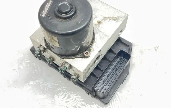Mercedes-Benz SLK R170 ABS Pump A1705450132