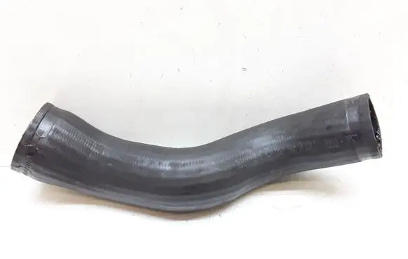 Volvo XC90 Intercooler hose/pipe 30680217